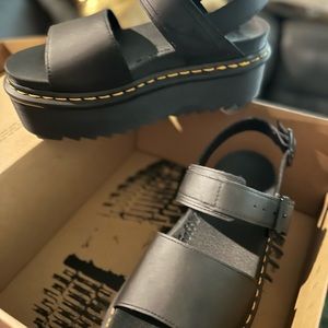 Dr. Martens women’s sandals sz 8